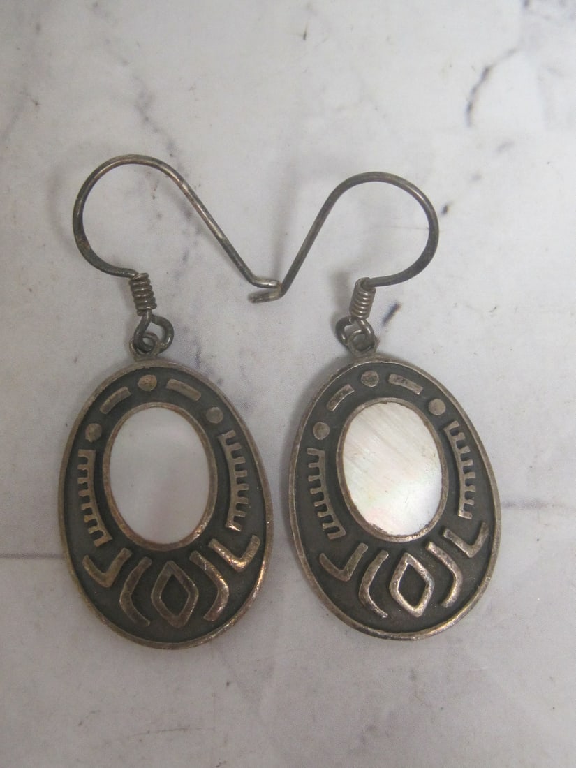 Sterling Silver Southwestern Design Earrings with Mother of Pearl: Weighs 6.8 grams