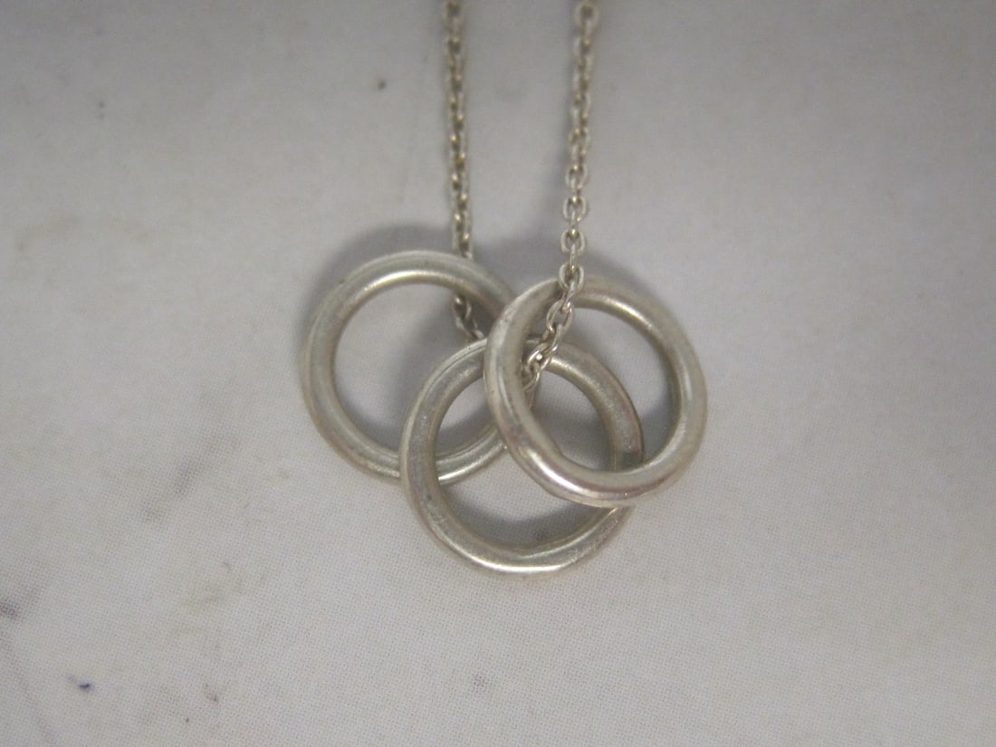 18" Sterling Silver Chain with "3 Ring" Pendant - 3