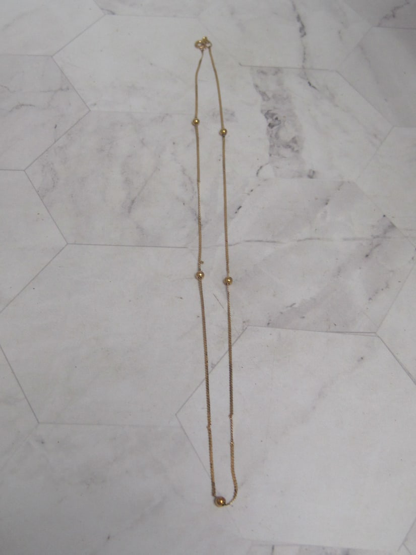 18" 18k Gold Chain with Beads: Weighs 2.3 grams
