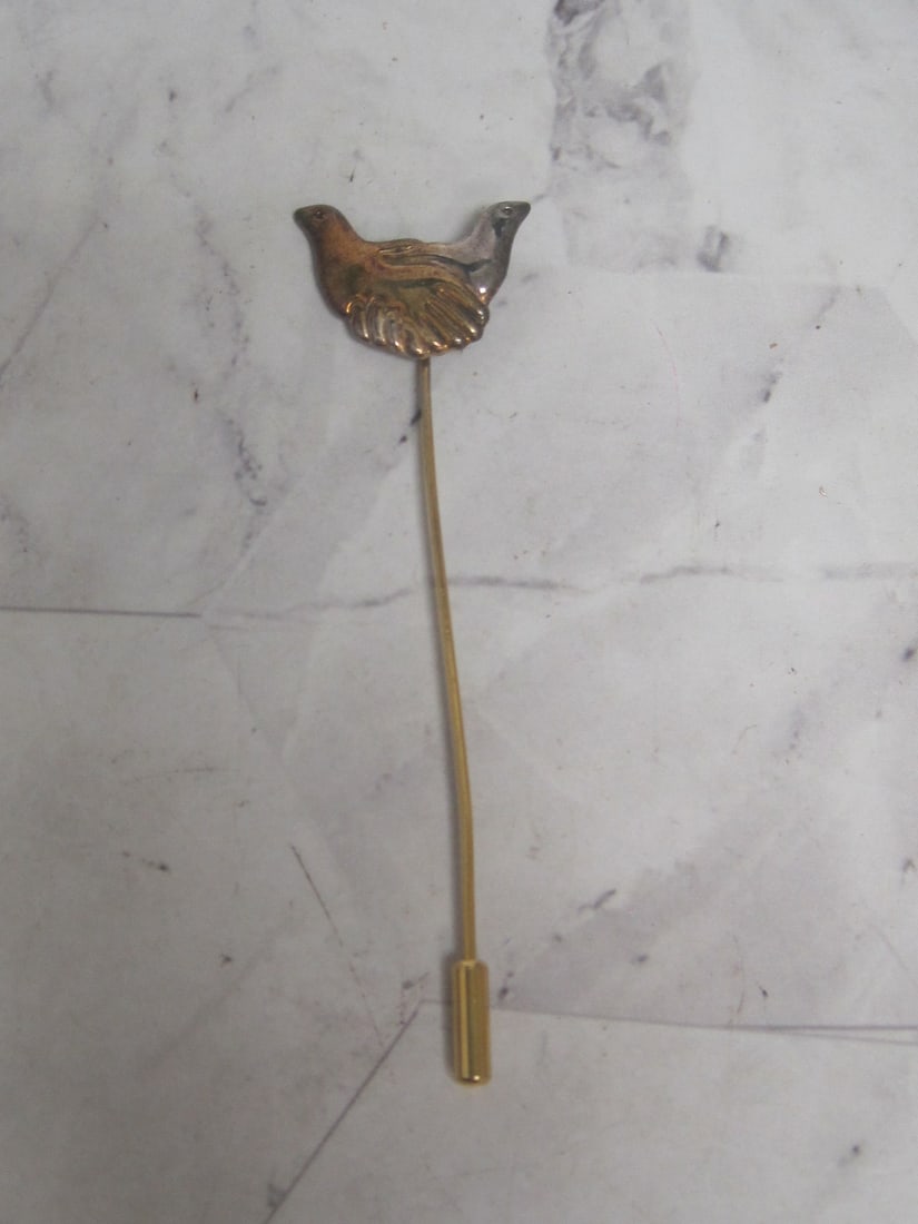 Sterling Silver Art Nouveau Style Love Birds Stick Pin: .