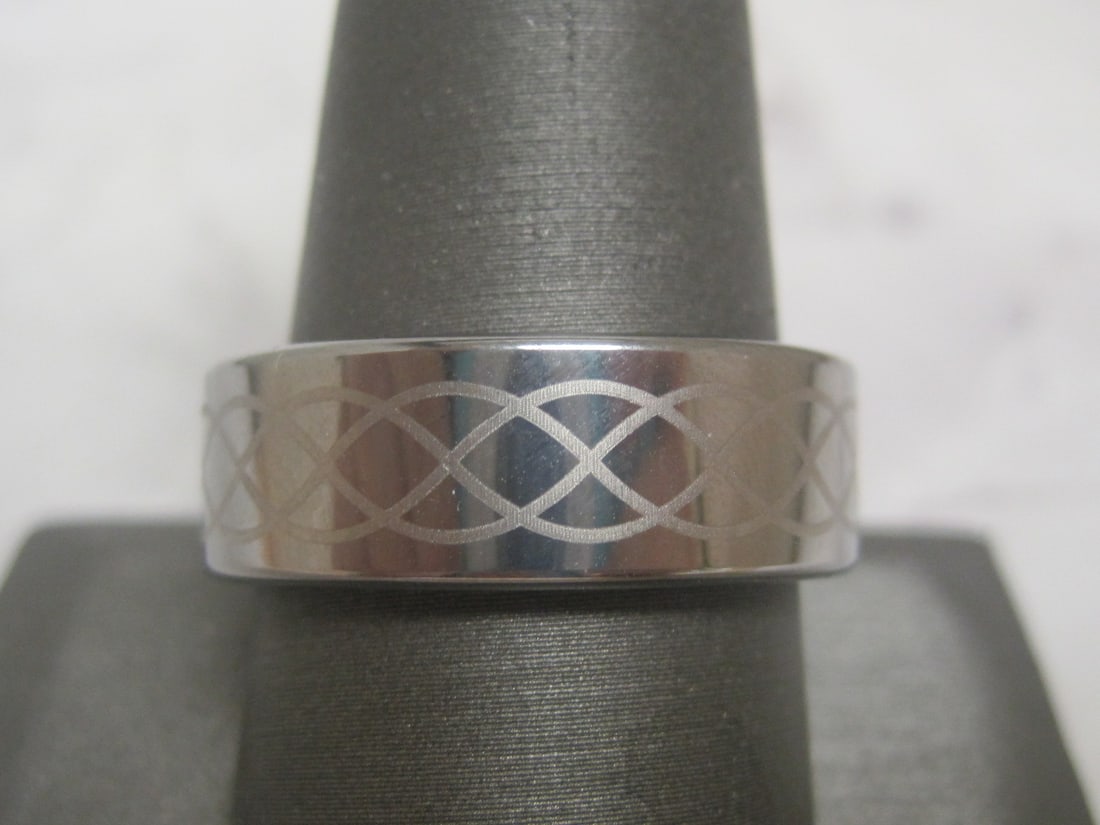 Tungsten Carbide Band Ring: Size 10