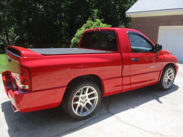 1 of 3,057 13k-Mile 2004 Dodge Ram SRT-10 / Viper V10 6-Speed Manual Regular Cab Flame Red Truck - 4