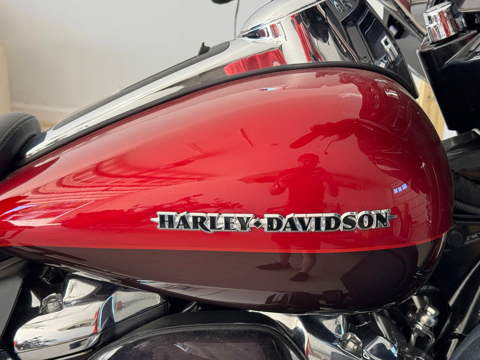 2019 Harley-Davidson Ultra Limited FLHTK Motorcycle – Only 80 Original Miles! - 15