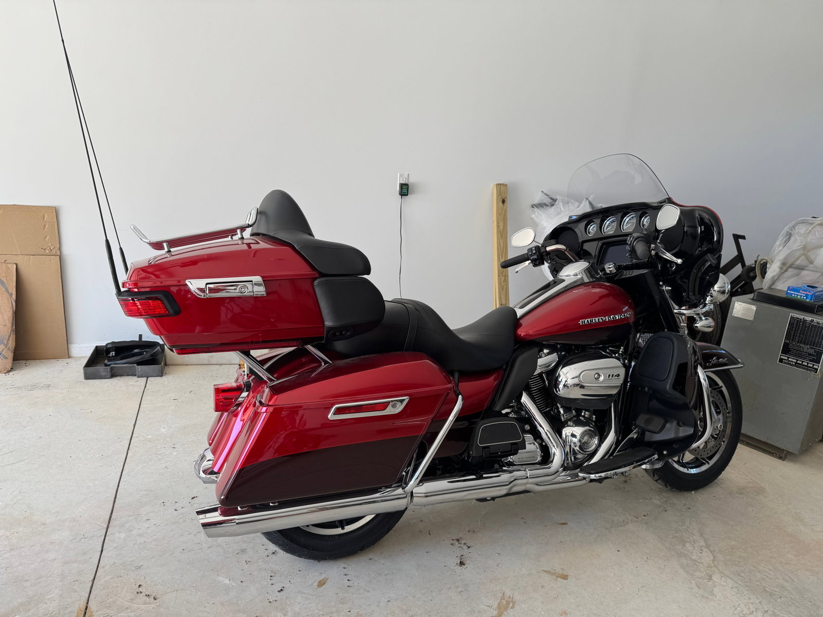 2019 Harley-Davidson Ultra Limited FLHTK Motorcycle – Only 80 Original Miles! - 3