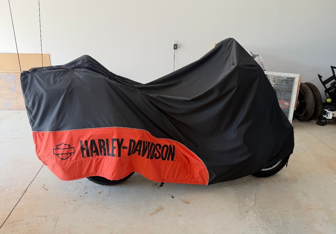 2019 Harley-Davidson Ultra Limited FLHTK Motorcycle – Only 80 Original Miles! - 6