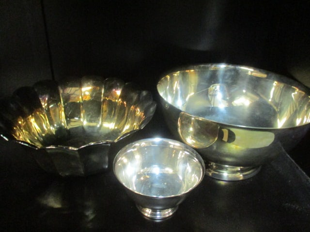 Lot of Vintage Silverplated Bowls, Trays, Compote, etc. - 10