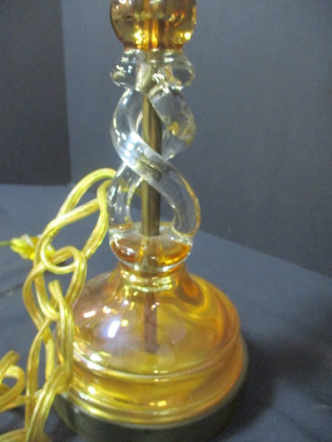 Hollywood Regency Twisted Stem Vanity Lamp - 2