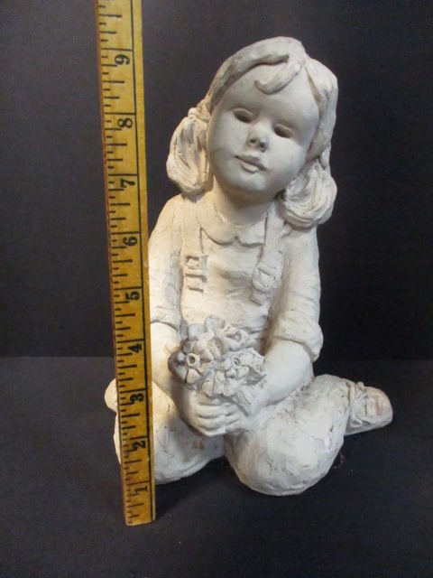 Vintage Austin Productions "Bright Eyes Girl" by Dee Crowley Plaster Sculpture - 4