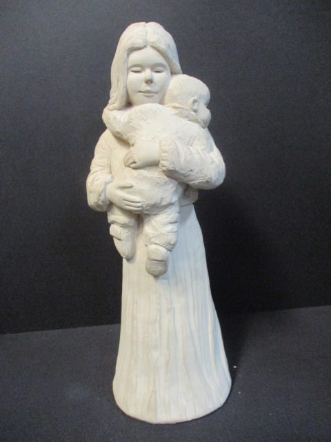 Vintage Austin Productions "My Mommy" by Dee Crowley Plaster Sculpture: 13 1/2"