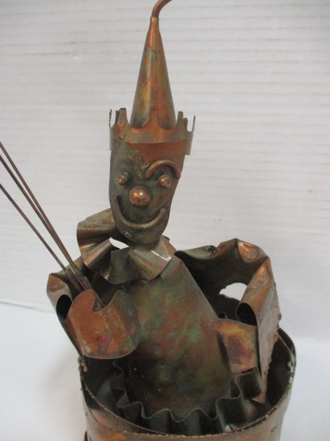 Vintage Sankyo Brass Clown Musical Figurine - Plays "Send in the Clowns" - 2
