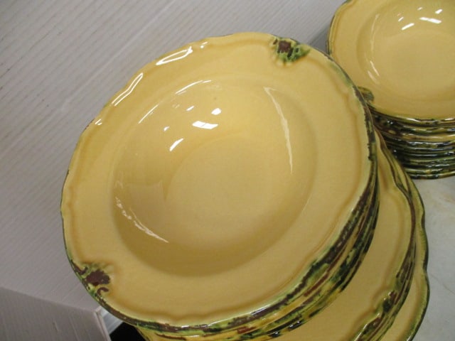 39 Pieces of Casa Del Sol (Portugal) Stoneware Pottery Dishes - 8