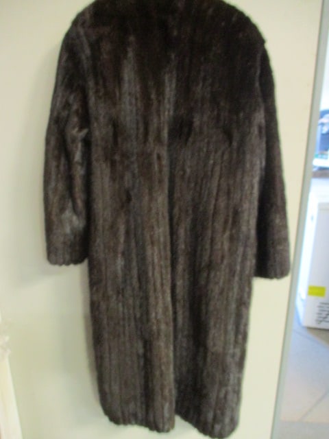 Vintage Dark Brown Mink Coat - 5