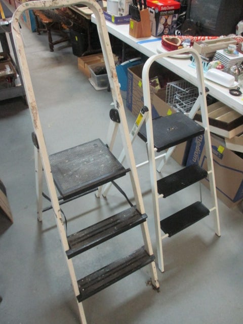 2 3-Tier Folding Step Stools (1 of 5)