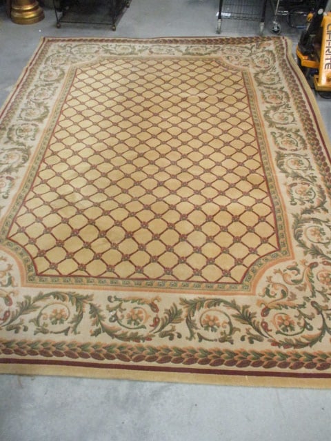 Karastan Royal Court Collection "Pompadour" Decorwool Woven Rug: 7'10" x 11'x1", woven in Belgium