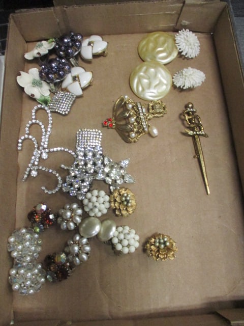 Lot of Vintage Estate Brooches and Clip-On Earrings: see pictures and preview for selection and condition