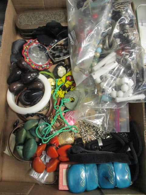 Lot of Estate Fashion Costume Jewelry - Necklaces, Bracelets, Belt Buckles, etc.: see pictures and preview for selection and condition
