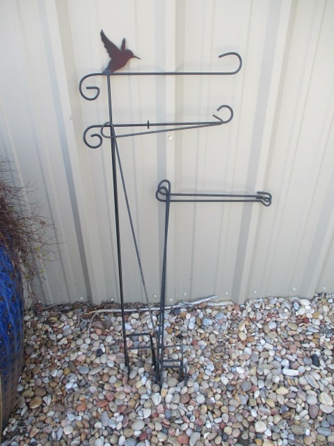 4 Metal Shepherd Hooks (1 of 4)