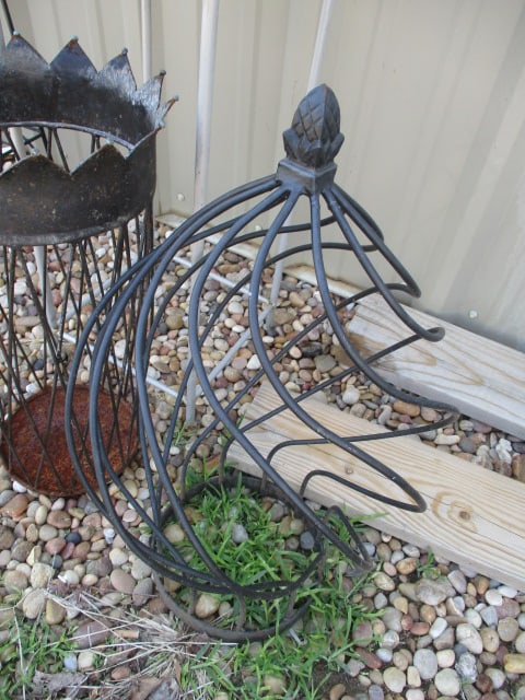 Garden Lot - Stoneware Pottery Pot, Metal Plant Stand, and 2 Metal Garden Obelisks - 2