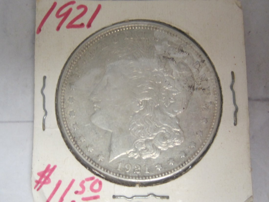 1921 Morgan Silver Dollar: .