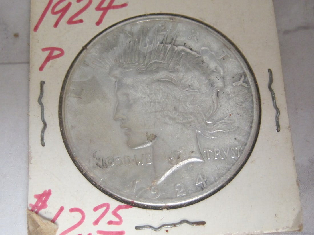 1924 Peace Silver Dollar: .