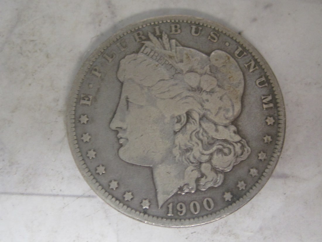 1900-O Morgan Silver Dollar (1 of 2)