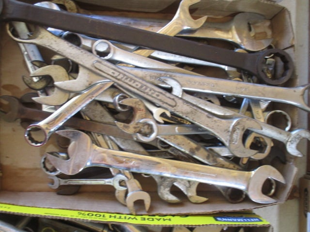 Grouping of Wrenches: see pictures and preview for sizes