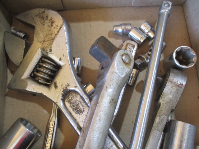 Sockets, Breaker Bar and Craftsman 18" Adjustable Pipe Wrench - 2