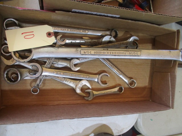 Grouping of Wrenches: see pictures and preview for sizes