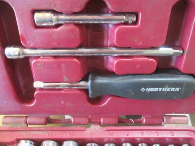 1/4" Deep Set Ratchet and Metric Sockets - 2