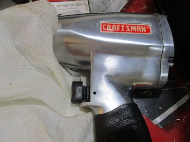 Craftsman 1/2" Pneumatic Impact (1 of 3)