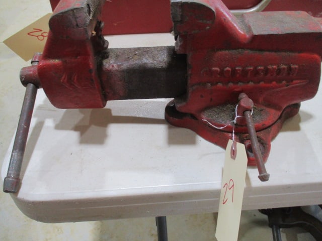 Craftsman 3 1/2" Vise: Local Pickup Only