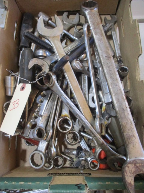 Grouping of Wrenches and Screwdrivers: see pictures and preview for sizes