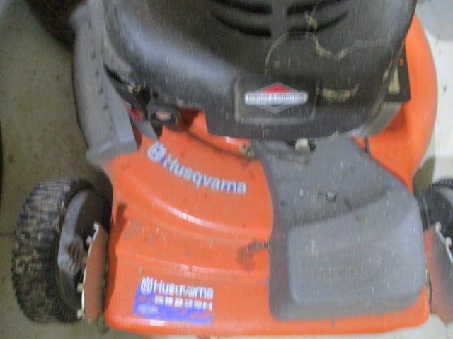 Husqvarna 22" Cutting Deck 6.75 HP Auto Mulching Mower - 3