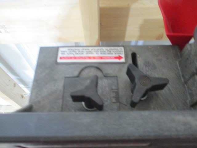 Craftsman 1 1/4" Router on Stand - 4