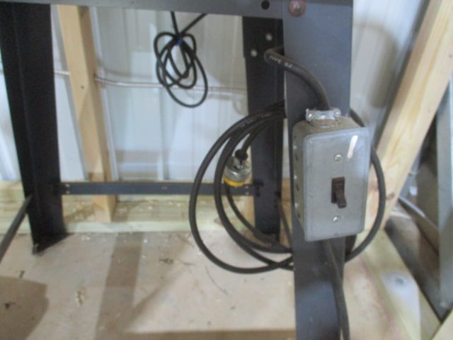 Craftsman 1 1/4" Router on Stand - 5