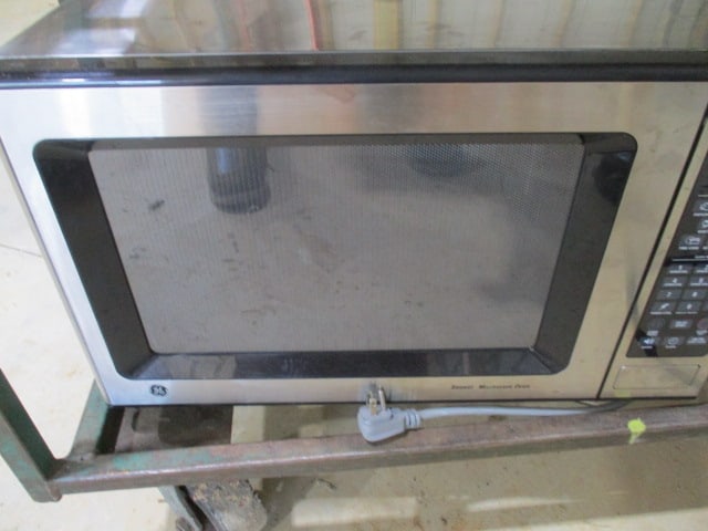 GE Stainless Steel Microwave: Local Pickup Only