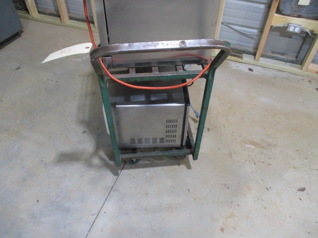 Metal Cart with 2 Shelves - 2