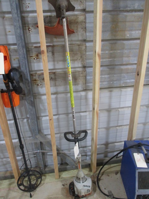 Stihl FS55R Gas String Timmer (1 of 4)