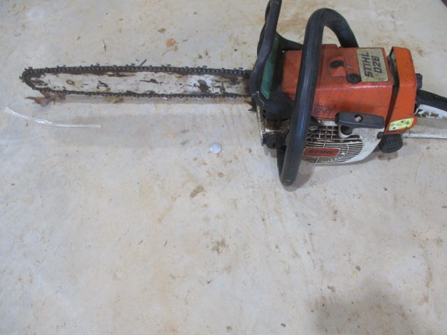 Stihl O26 Gas Chain Saw (1 of 3)