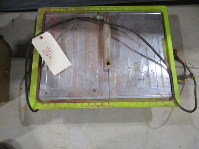 Ryobi Tile Saw: powers on, Local Pickup Only