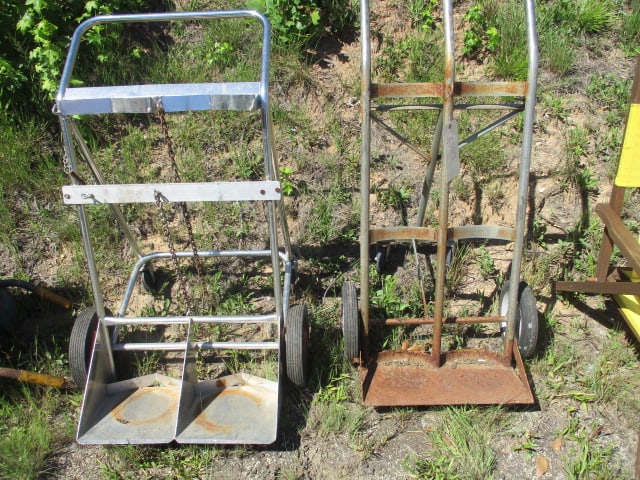 Cylinder Truck 4 Wheel Stand: Local Pickup Only