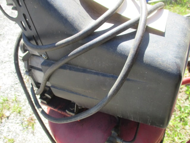 20 Gallon Compressor - 4