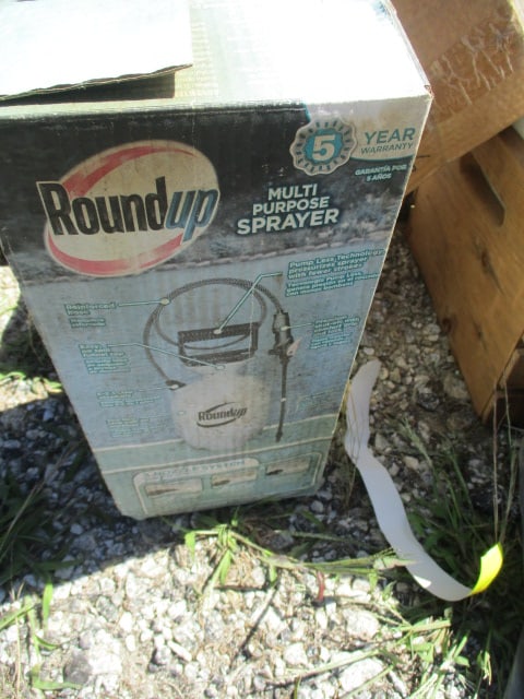 Garden Covers, Bird Netting, Landscape Fabric and Pump Sprayer - 3