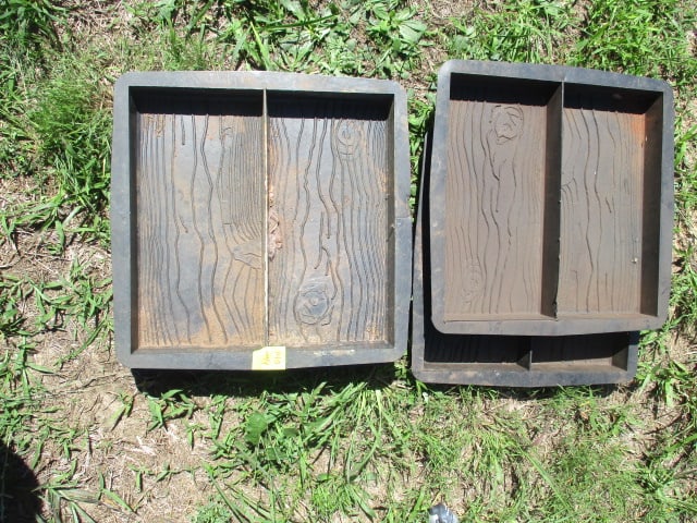 8" and 16" Concrete Paver/Stepping Stone Molds: Local Pickup Only