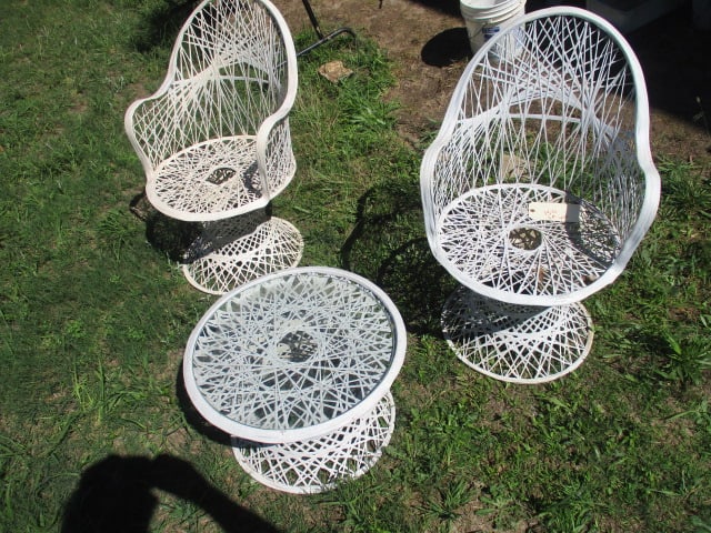 Metal Woven 3 Piece Patio Furniture: some weathering and paint peeling, Local Pickup Only