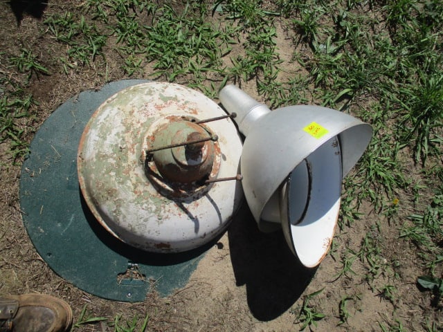 Metal Exterior Lamp Covers: .