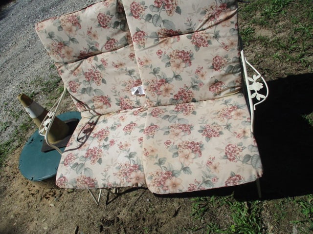 4 Piece Wrought Iron Patio Set - 4