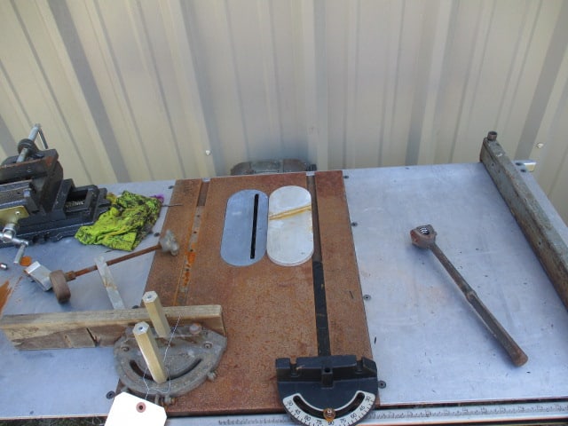 Table Saw Stand - 3