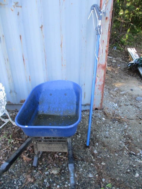 Kobalt 6 CuFt Wheel Barrow and Kobalt Pole Saw: Local Pickup Only