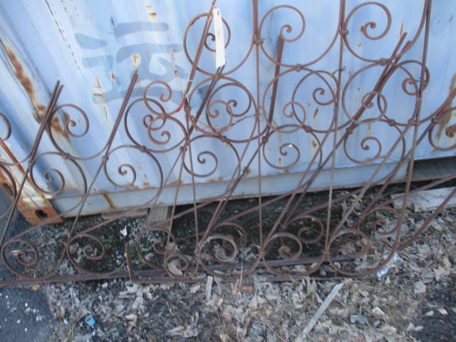 4' and 7' Wrought Iron Scroll Design Hand Rail: Local Pickup Only